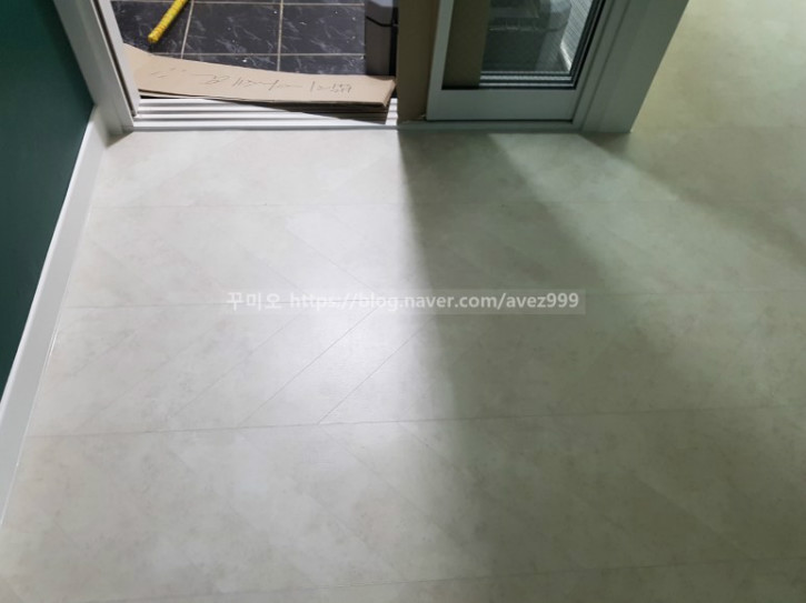 SE-1761cc53-a5fe-4072-af93-eb2d5de6f8e1.jpg